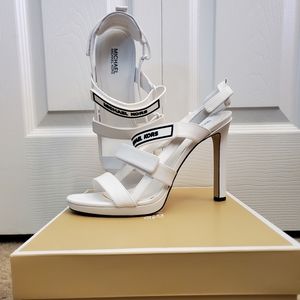 Michael Kors Demi Leather Sandal
